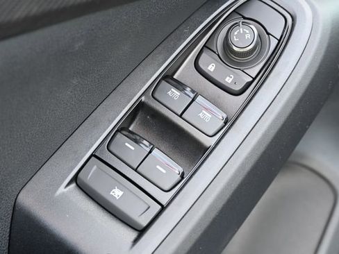 New 2026 Subaru Crosstrek 2.0i Premium image 18