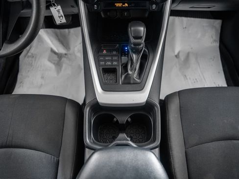 Used 2020 Toyota RAV4 LE image 24