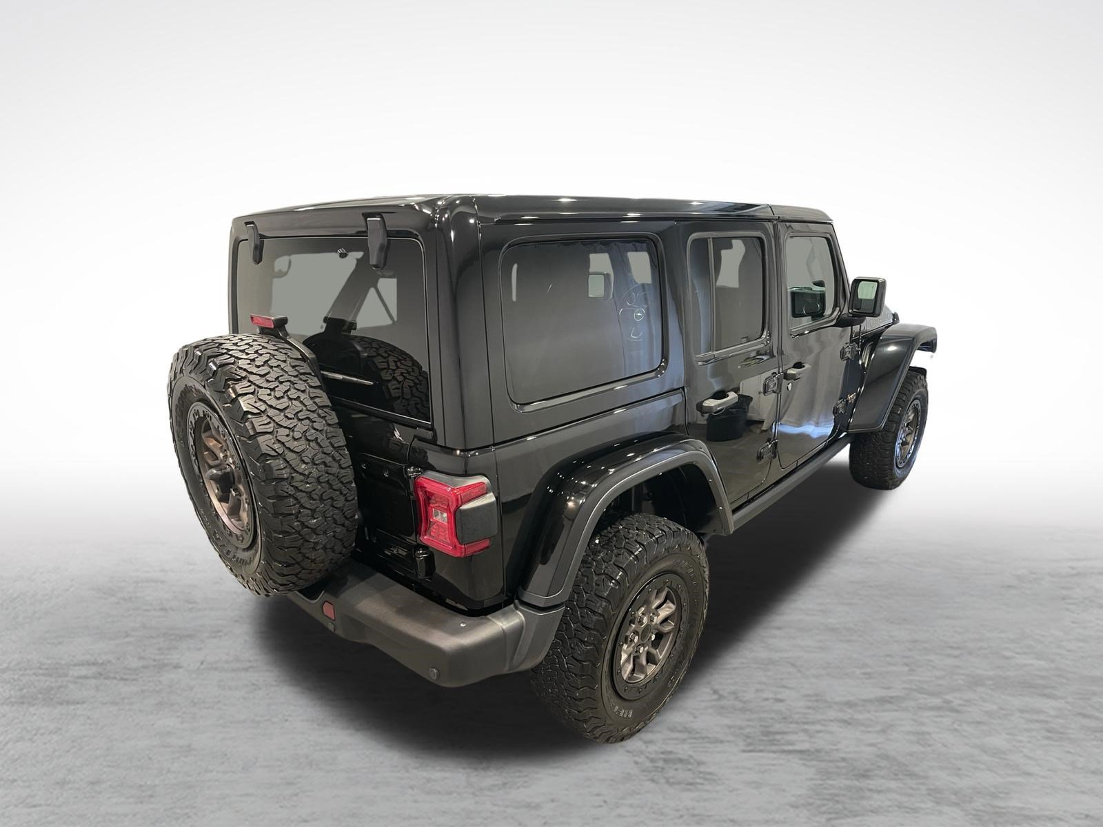 Used 2023 Jeep Wrangler Unlimited Rubicon 392 AWD/4WD image 6