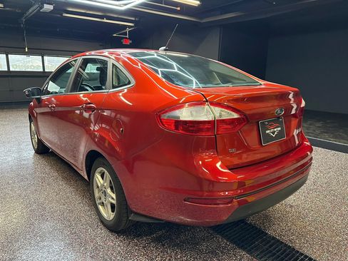 Used 2018 Ford Fiesta SE image 5