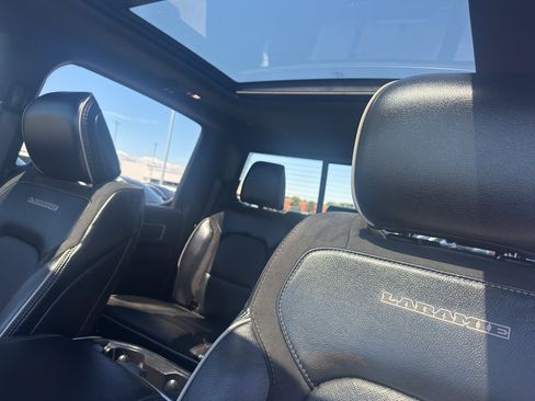 Used 2023 RAM 1500 Laramie AWD/4WD image 28