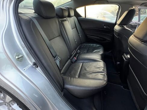 Used 2013 Acura ILX w/ Technology Package image 16