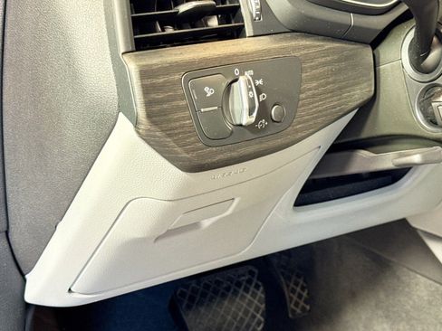 Used 2023 Audi A5 2.0T Premium Plus w/ Premium Plus image 10