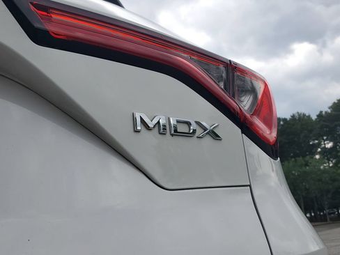 Certified 2024 Acura MDX FWD image 8