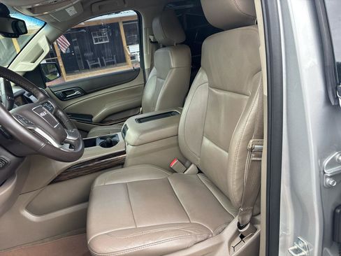 Used 2015 GMC Yukon SLT RWD image 10