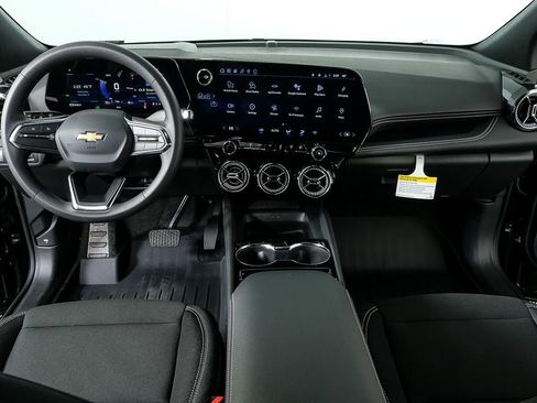 New 2026 Chevrolet Blazer EV LT image 18
