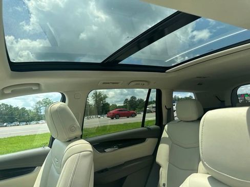 Used 2021 Cadillac XT6 Premium Luxury AWD/4WD image 22
