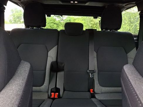 Certified 2023 Ford Bronco Big Bend w/ Sasquatch Package AWD/4WD image 22