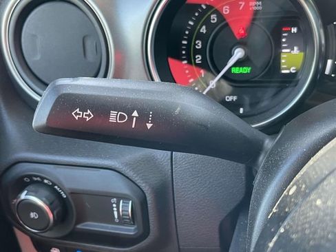 Used 2023 Jeep Wrangler Unlimited w/ Cold Weather Group AWD/4WD image 28