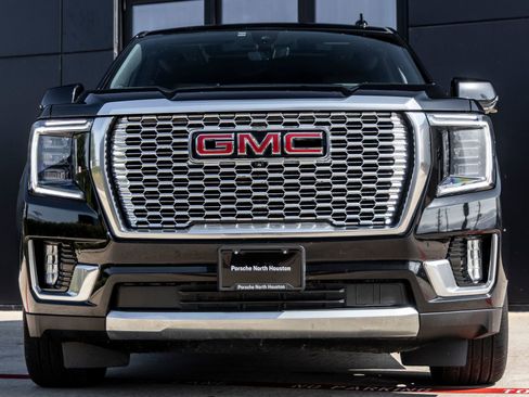 Used 2021 GMC Yukon Denali w/ Denali Ultimate Package AWD/4WD image 4