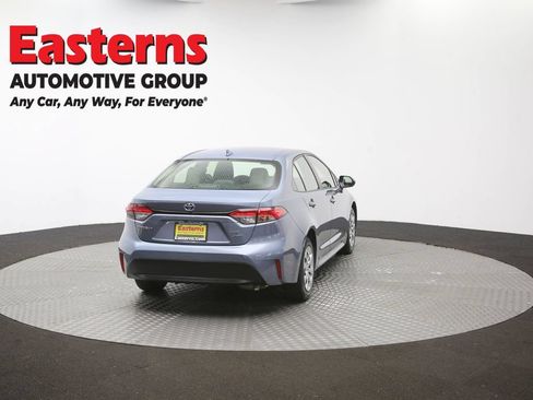 Used 2025 Toyota Corolla LE FWD image 32