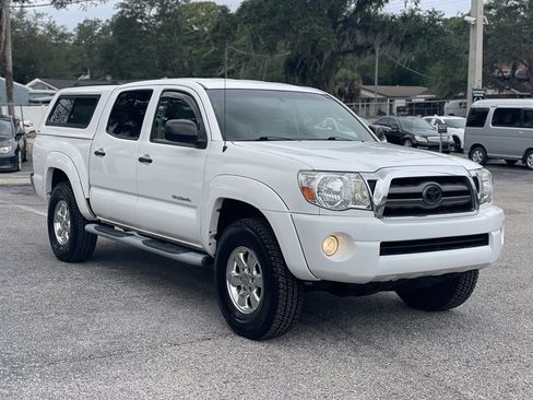 Used 2009 Toyota Tacoma PreRunner RWD image 17