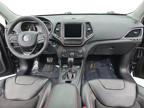 Certified 2022 Jeep Cherokee Trailhawk w/ Sound & Nav Group AWD/4WD image 9