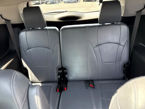 Used 2018 Buick Enclave Premium w/ Experience Buick Package image 21