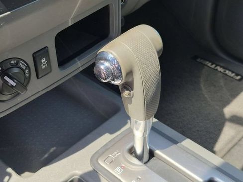 Used 2019 Nissan Frontier SV AWD/4WD image 15