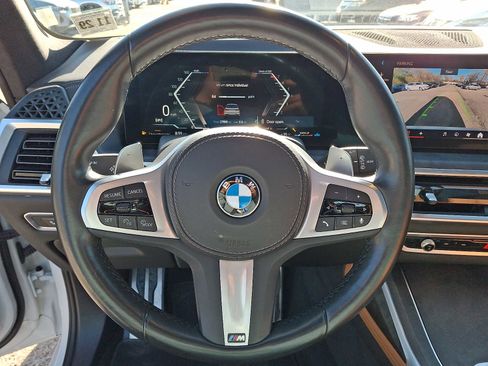 Used 2024 BMW X7 xDrive40i w/ M Sport Package AWD/4WD image 22