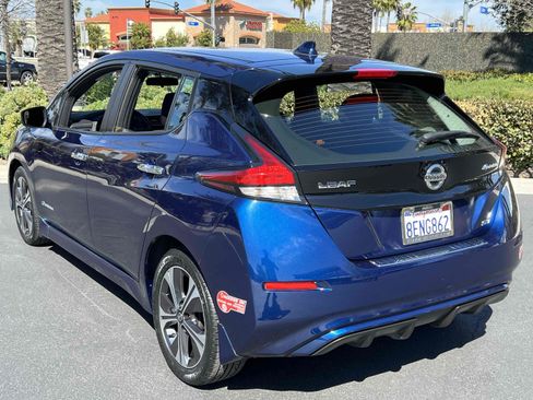 Used 2018 Nissan Leaf SV w/ Protection Package image 2