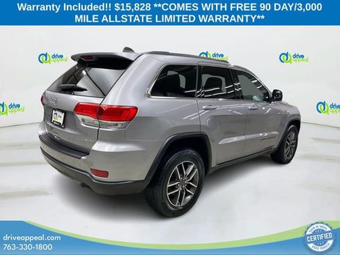 Used 2019 Jeep Grand Cherokee Laredo w/ 18" Wheel & 8.4" Radio Group AWD/4WD image 5
