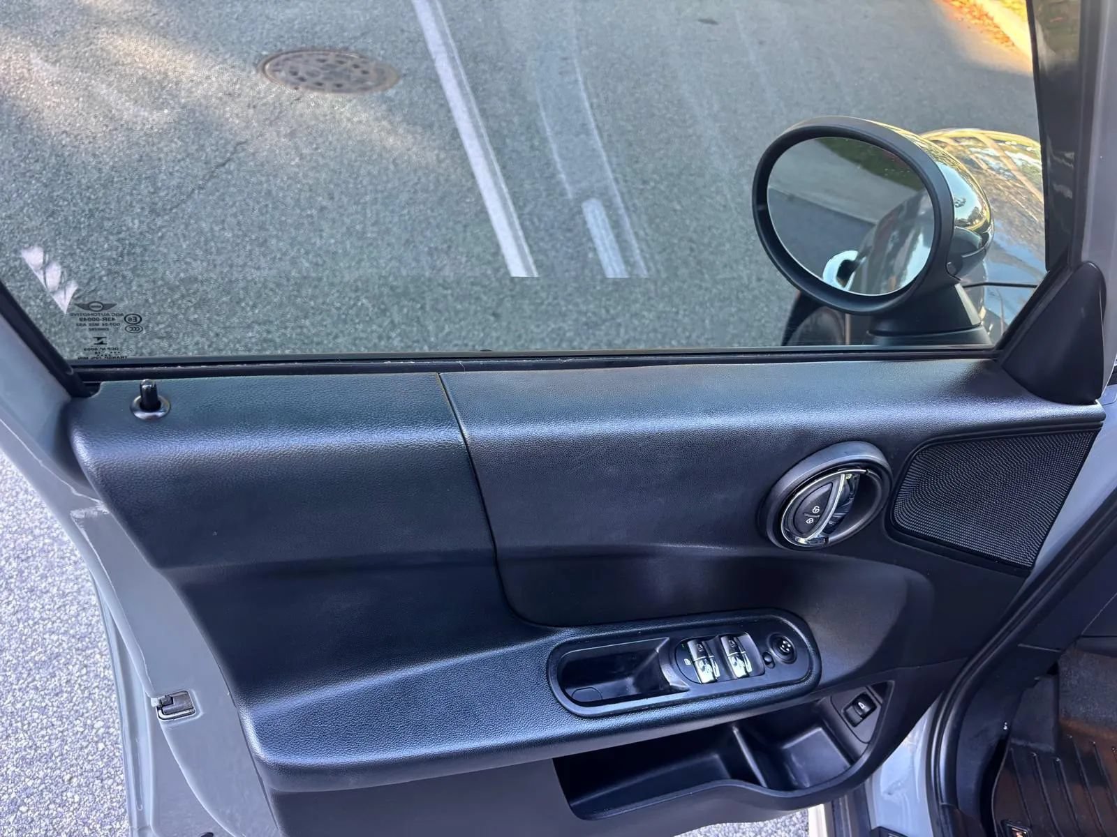 Used 2019 MINI Cooper Countryman FWD image 9