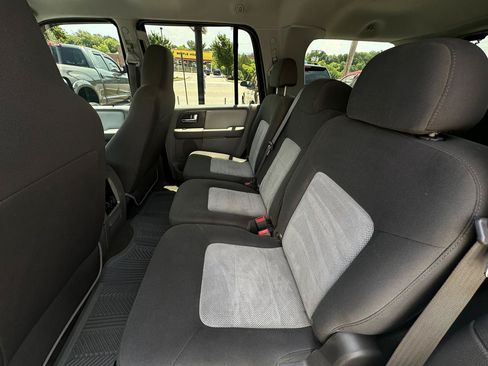 Used 2006 Ford Expedition XLT AWD/4WD image 9