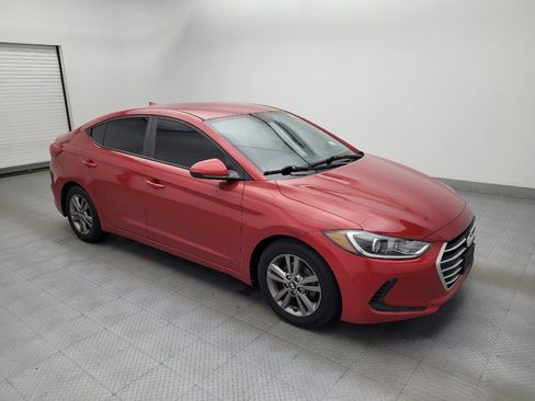 Used 2018 Hyundai Elantra SEL FWD image 11