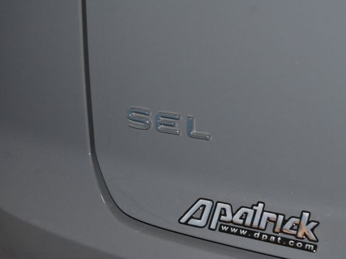 New 2026 Volkswagen Atlas Cross Sport SEL Premium R-Line AWD/4WD image 22