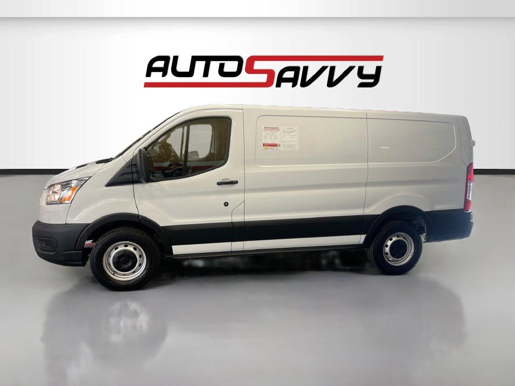 Used 2024 Ford Transit 150 Low Roof RWD image 4