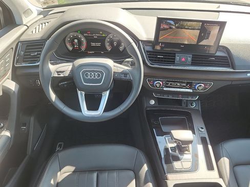 Used 2023 Audi Q5 2.0T Premium Plus w/ Premium Plus Package AWD/4WD image 4