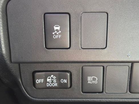 Used 2023 Toyota Tacoma SR5 w/ Technology Package RWD image 29