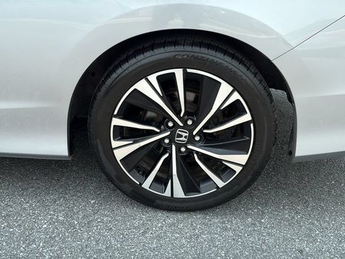 Used 2017 Honda Accord EX-L image 10