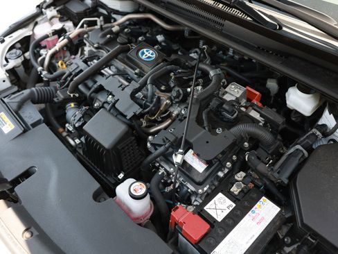 Used 2024 Toyota Corolla LE FWD image 51