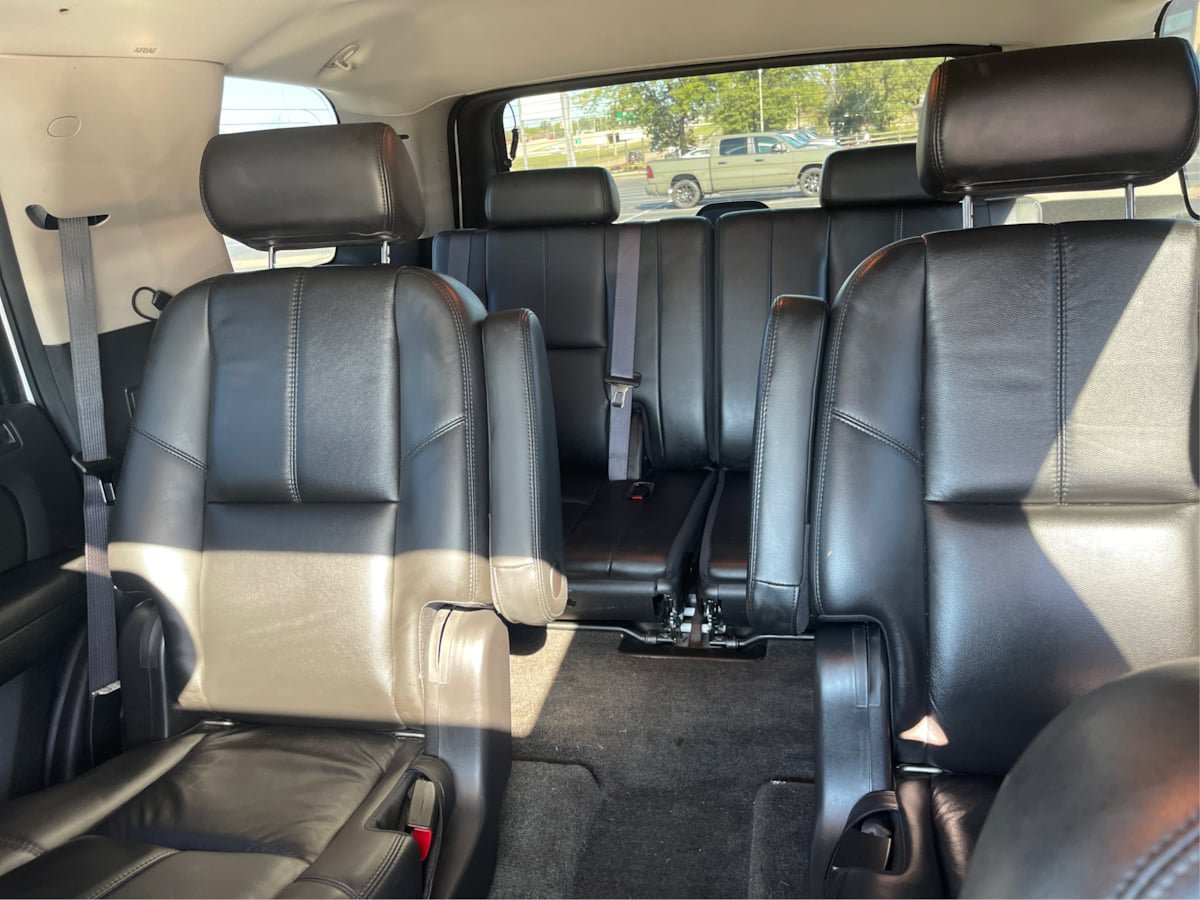 Used 2007 Chevrolet Tahoe LTZ w/ LTZ Preferred Equipment Group AWD/4WD image 31