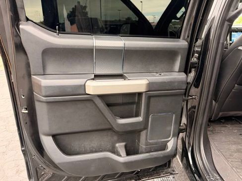 Used 2018 Ford F150 Lariat w/ Equipment Group 502A Luxury AWD/4WD image 19