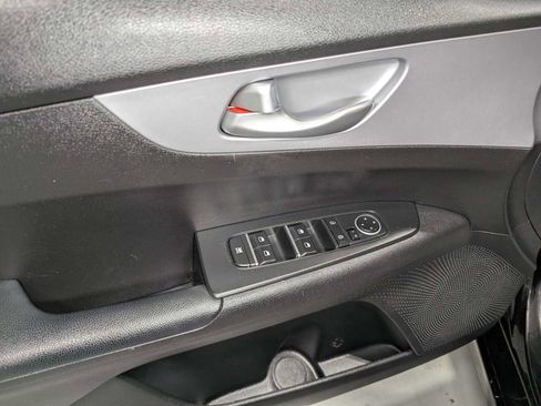 Certified 2023 Kia Forte LXS image 35