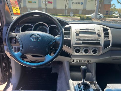 Used 2011 Toyota Tacoma PreRunner w/ TRD Off-Road Pkg w/JBL Audio RWD image 20