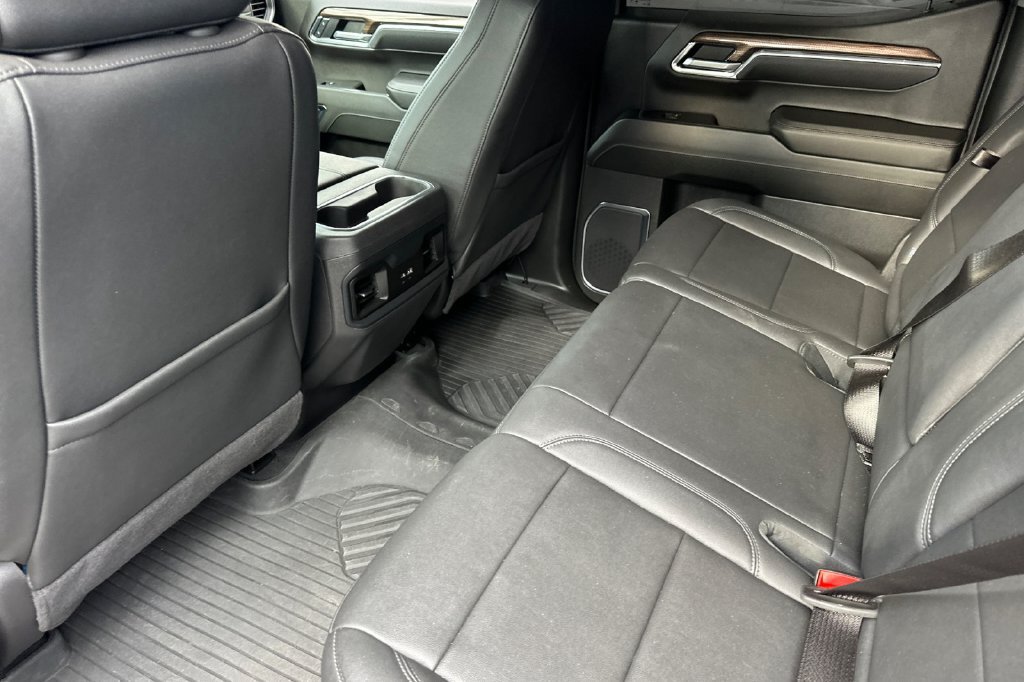 Used 2025 Chevrolet Silverado 1500 LT Trail Boss w/ LT Trail Boss Premium Package AWD/4WD image 12