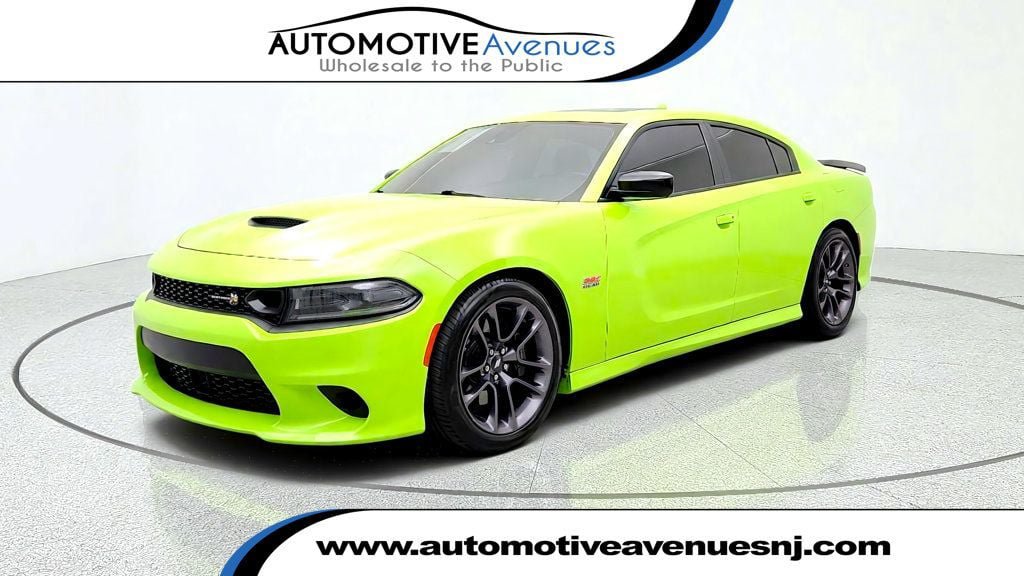 Used 2023 Dodge Charger Scat Pack w/ Technology Group RWD image 1