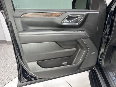 Used 2023 Chevrolet Tahoe Premier image 13