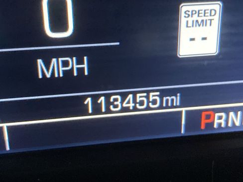 Used 2018 GMC Sierra 1500 SLE w/ SLE Value Package image 11