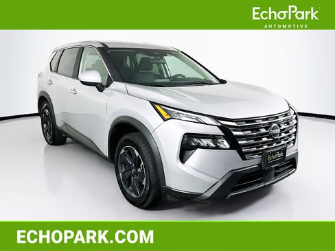 Used 2024 Nissan Rogue SV FWD image 1