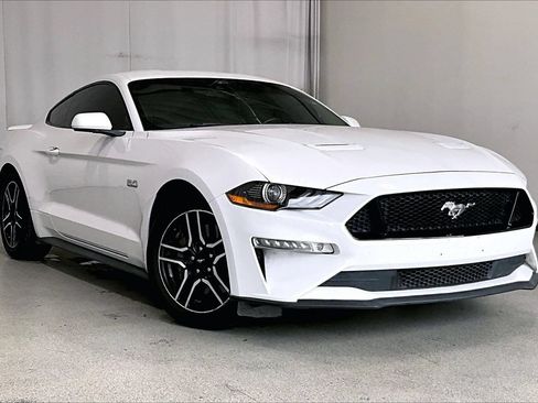 Used 2021 Ford Mustang GT Premium RWD image 1