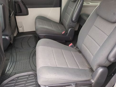 Used 2008 Dodge Grand Caravan SXT FWD image 19