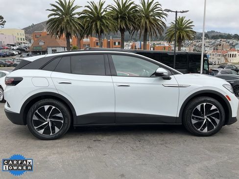 Used 2021 Volkswagen ID.4 Pro S w/ ID.4 Protection Package (IPT) image 3