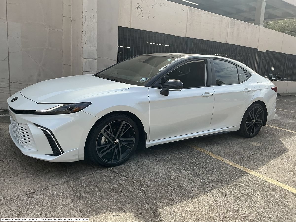 Used 2026 Toyota Camry XSE w/ Premium Package FWD image 4