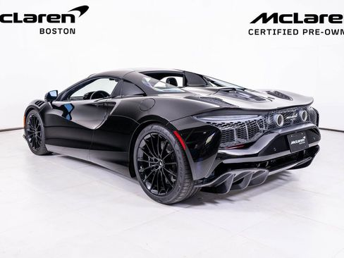 Used 2025 McLaren Artura Spider image 4
