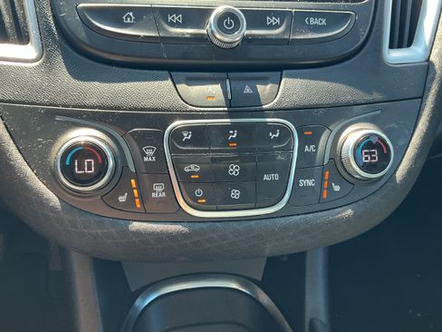 Used 2024 Chevrolet Malibu LT FWD image 10