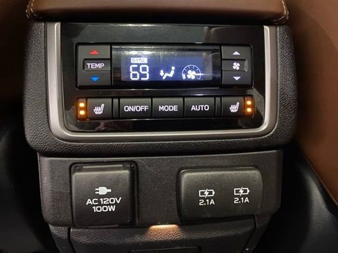 Used 2019 Subaru Ascent Touring w/ Popular Package #3 AWD/4WD image 14