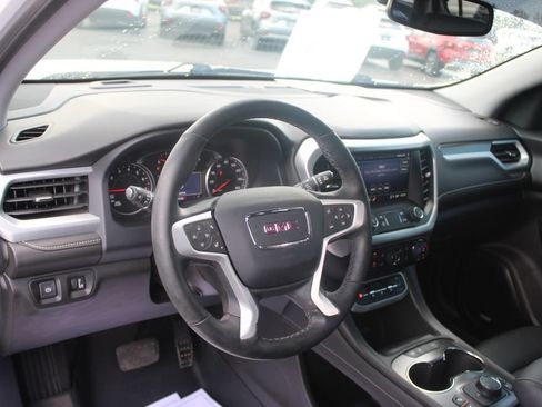 Used 2023 GMC Acadia SLT w/ Preferred Package FWD image 26