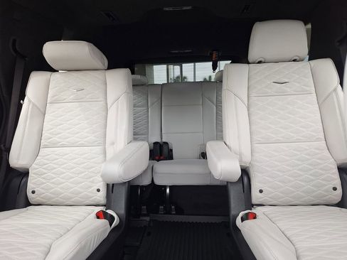 New 2026 Cadillac Escalade Platinum Luxury w/ LPO, Radiant Package image 25