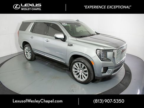 Used 2024 GMC Yukon Denali w/ Advanced Technology Package image 2